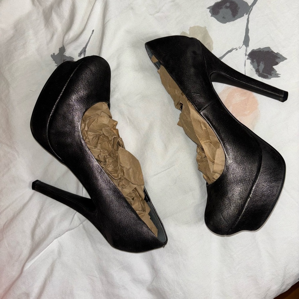 Jennifer Lopez Heels